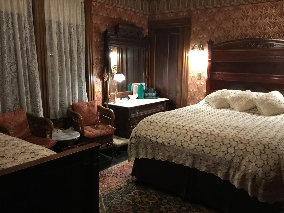 Allen House Inn Амхърст Екстериор снимка