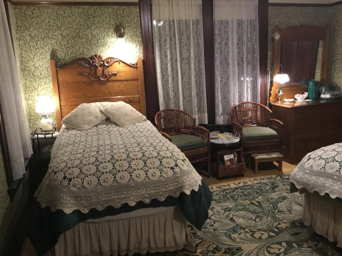 Allen House Inn Амхърст Екстериор снимка