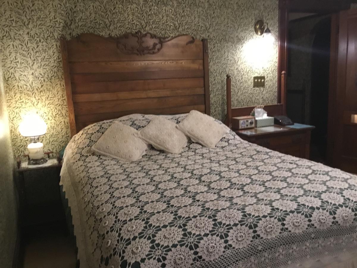 Allen House Inn Амхърст Екстериор снимка