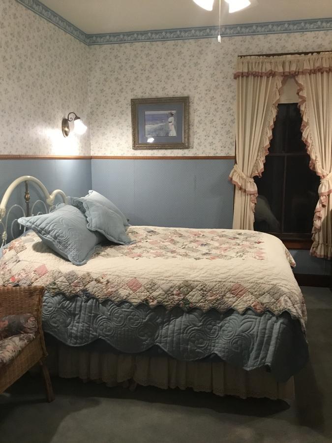 Allen House Inn Амхърст Екстериор снимка