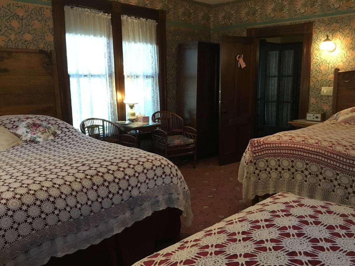 Allen House Inn Амхърст Екстериор снимка